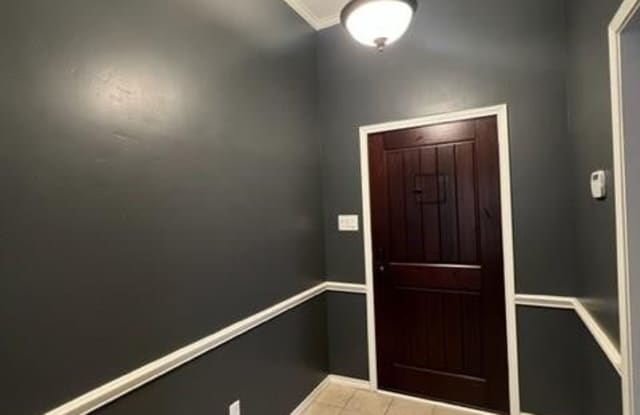 3020 Thomas Court Gallery 3