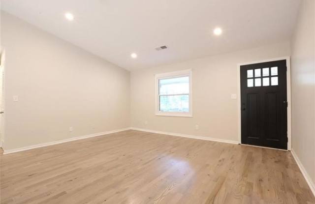 852 Cinderella Court Gallery 4