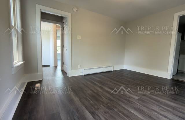 297 N Laurel Street - Unit 3 Gallery 3
