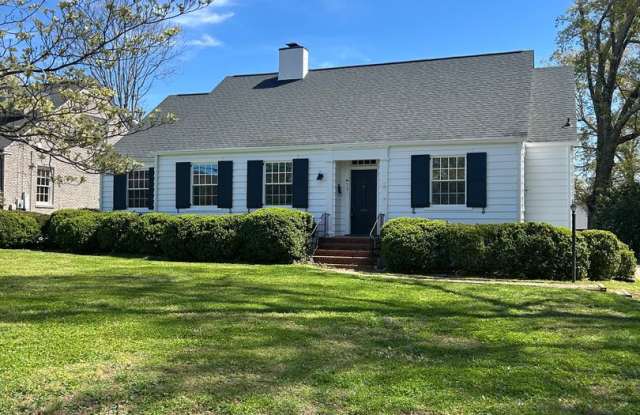 Augusta Road, 3BD/2BA, 2400SF photos photos