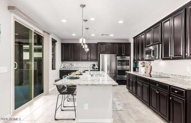 21188 W ALMERIA Road Gallery 2