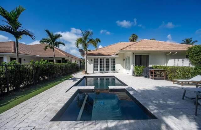 2910 TWIN OAKS Way Gallery 1