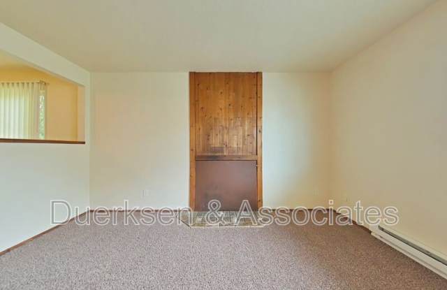 1705 23rd Court SE - 1705 Southeast 23rd Court, Albany, OR 97322