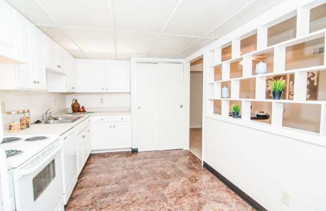Rockwood Apartments Gallery 3