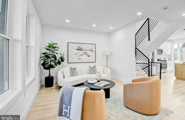 517 FLORIDA Avenue NE photos photos