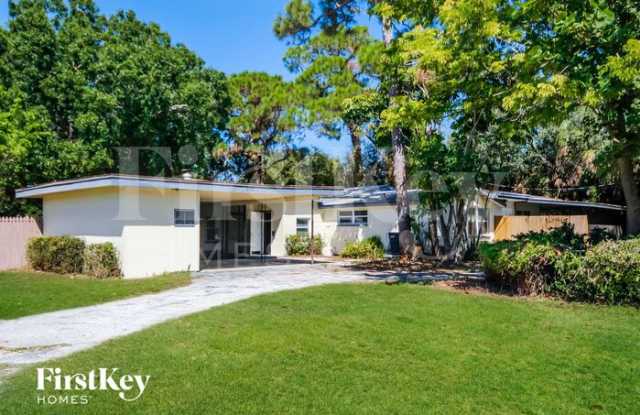 1501 Delaware Avenue Northeast - 1501 Delaware Avenue Northeast, St. Petersburg, FL 33703