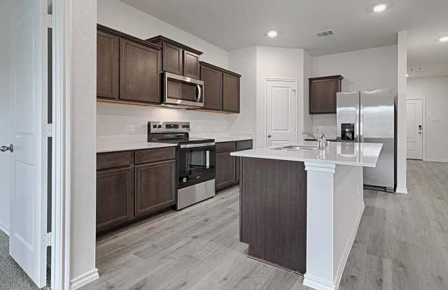 6118 Boardwalk Lane Gallery 2