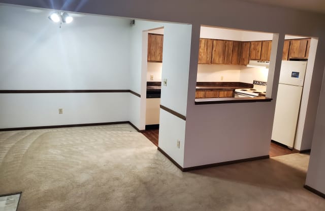 1727 Hampton Knoll Dr - 1727 Hampton Knoll Dr, Akron, OH 44313