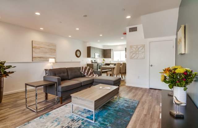 2902-2912 Jarvis Street photos photos 2902-2912 Jarvis Street photos photos