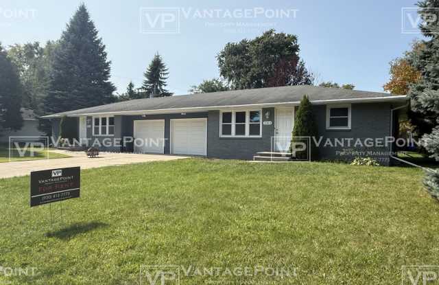 2064 Marlee Lane - 2064 Marlee Lane, Ashwaubenon, WI 54304