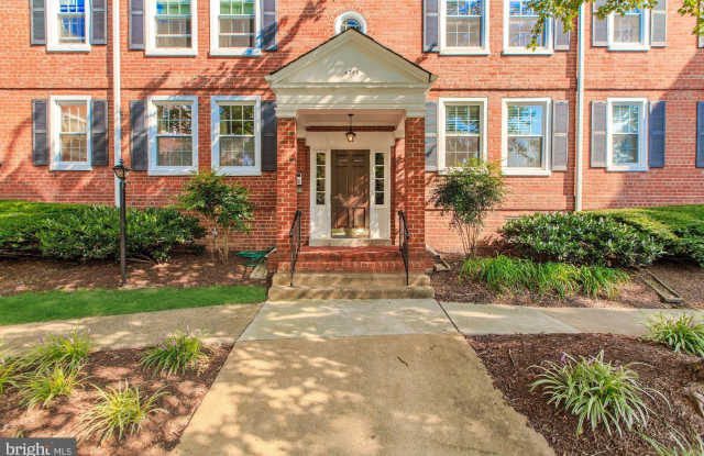4715 31ST STREET S - 4715 31st Street South, Arlington, VA 22206