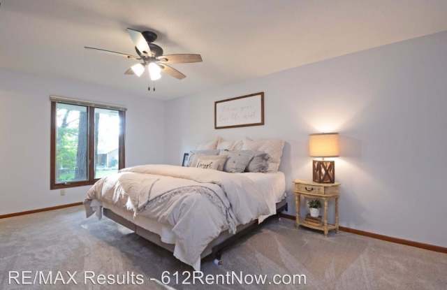 6605 Kenney Pl Gallery 3