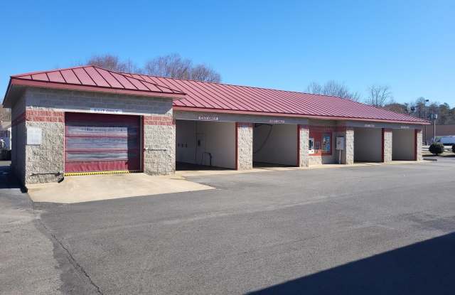 8073 KINGS Highway Gallery 2