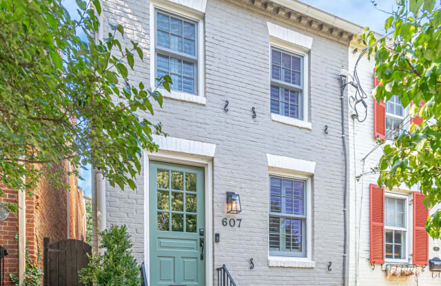 607 S SAINT ASAPH STREET - 607 South Saint Asaph Street, Alexandria, VA 22314