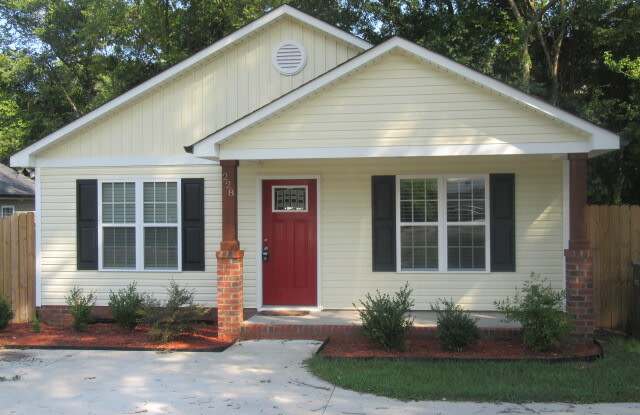 228 Cabarrus Avenue East - 228 Cabarrus Avenue East, Concord, NC 28025