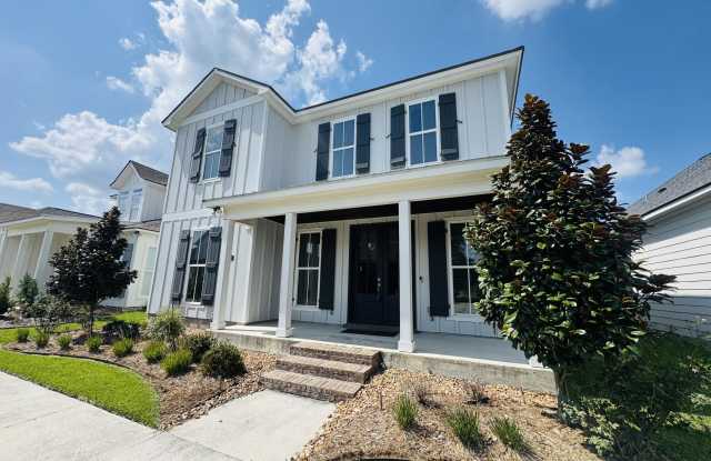 113 Oak Village Drive Gallery 1