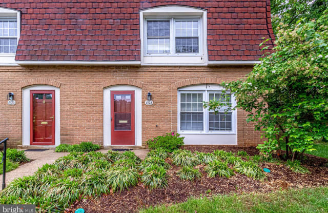 8125 KINGSVIEW COURT - 8125 Kingsview Court, West Springfield, VA 22152