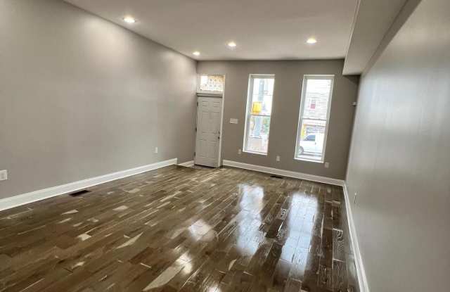 1840 E NORTH AVENUE Gallery 3