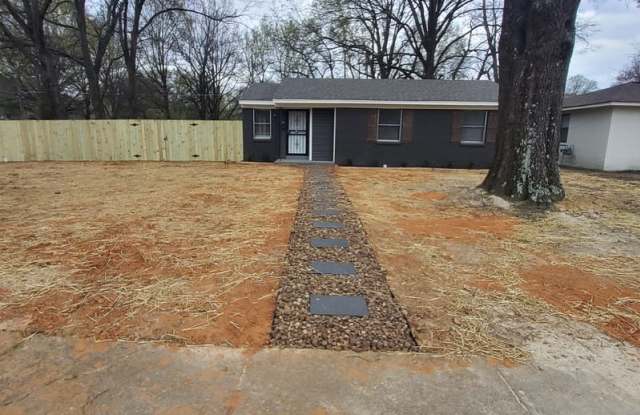 4873 Verne Rd - 4873 Verne Road, Memphis, TN 38117