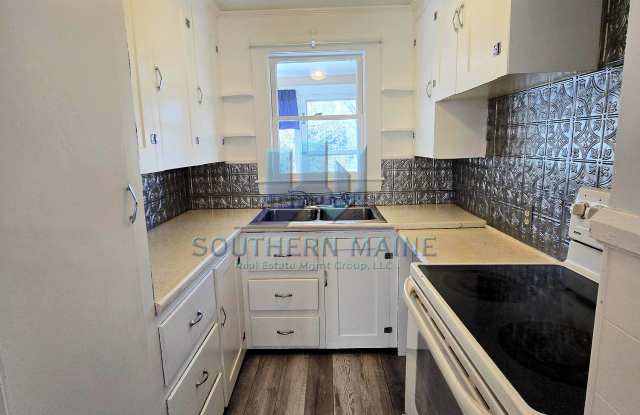 69 Warren Avenue - 2 photos photos