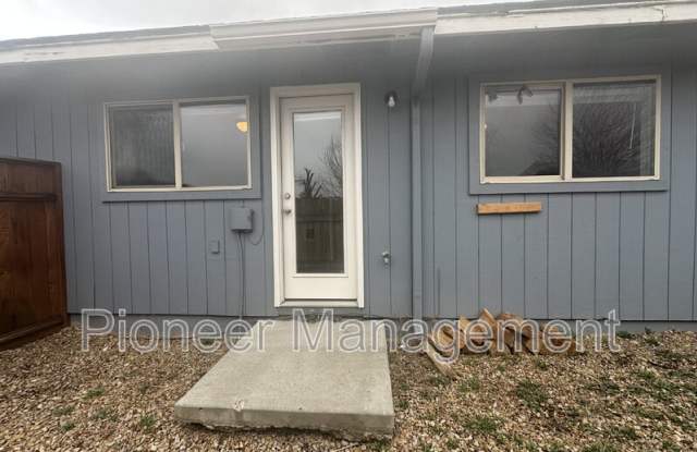 665 NE 7th St - 665 Northeast 7th Street, Prineville, OR 97754