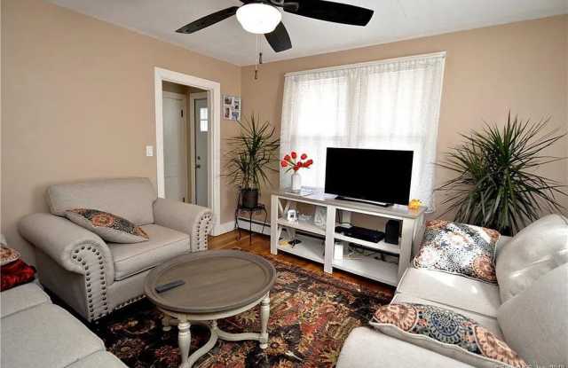 83 Kneen Street - 83 Kneen Street, Shelton, CT 06484