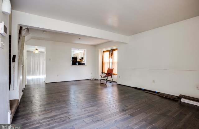 14010 OAKPOINTE DRIVE Gallery 4