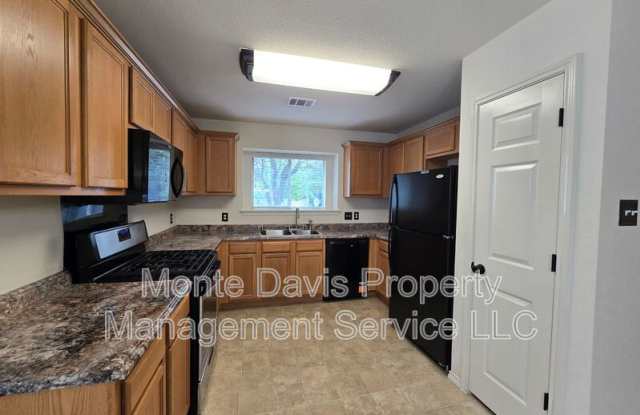 601 Cherry Creek Drive Gallery 4
