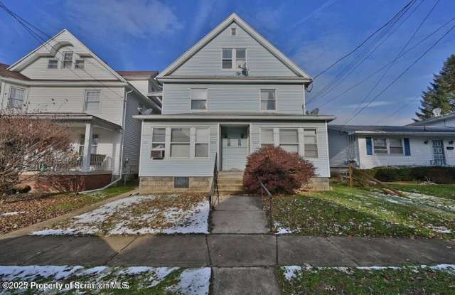2211 Brown Avenue photos photos