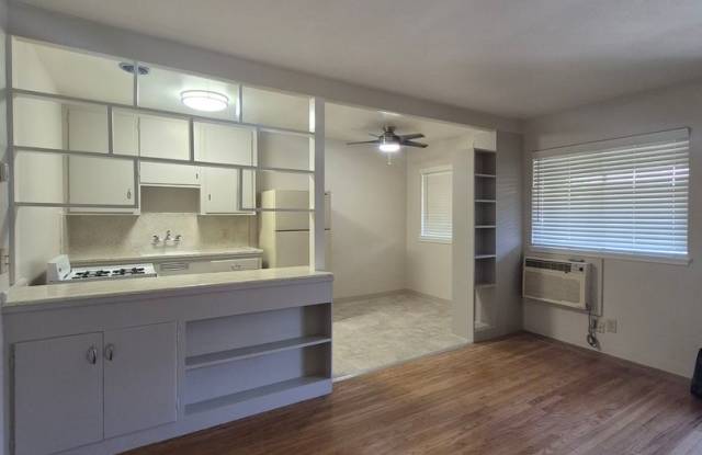 2508 L Street – Classic Midtown Living photos photos
