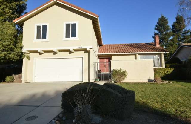 Bright & Remodeled 4 Bedroom 2.5 Bath Home in Almaden! photos photos Bright & Remodeled 4 Bedroom 2.5 Bath Home in Almaden! photos photos