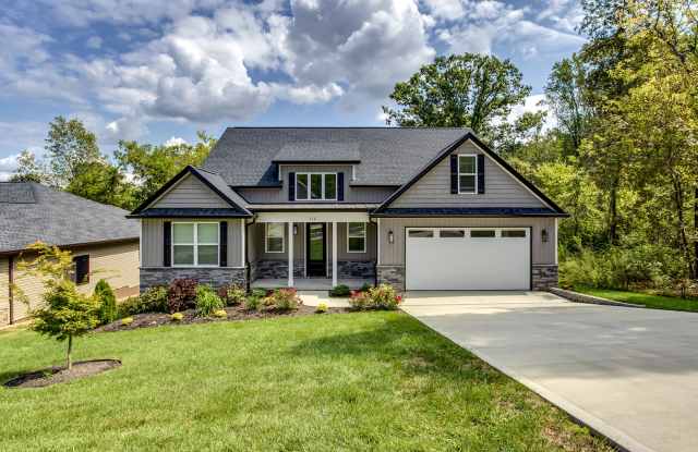 310 Dudala Way - 310 Dudala Way, Tellico Village, TN 37774