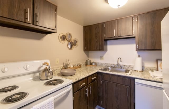 Fairfield Pointe Apartments photos photos