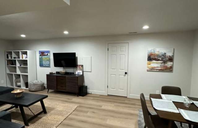 5471 South Walden Wood Circle Gallery 2