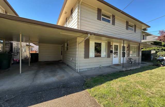 Nice 2 bedroom unit of a duplex near downtown Albany - 978 Southwest Ferry Street, Albany, OR 97321
