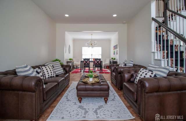 845 Woodbury Drive Gallery 4