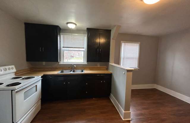 1 bedroom 1 bath apartment in Elkhart In - 418 West Marion Street, Elkhart, IN 46516