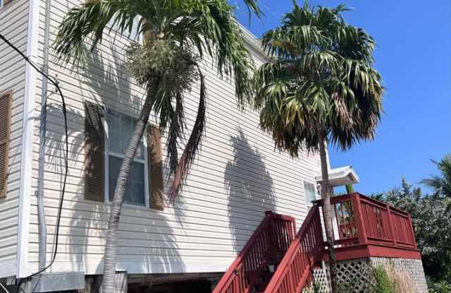 3075 Flagler Avenue - 3075 Flagler Avenue, Key West, FL 33040