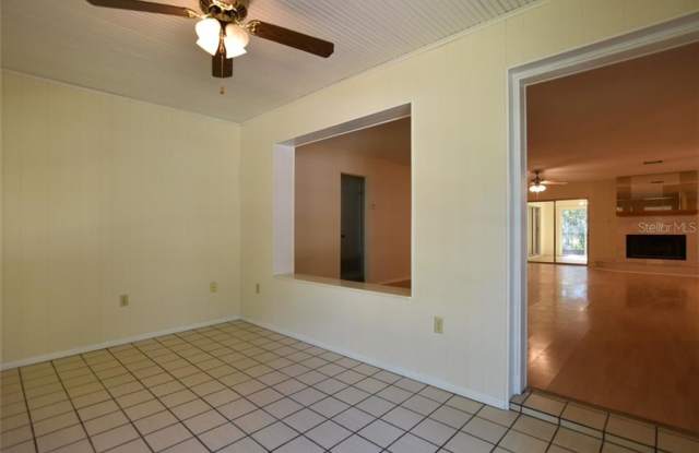 10623 BELLFLOWER COURT Gallery 2