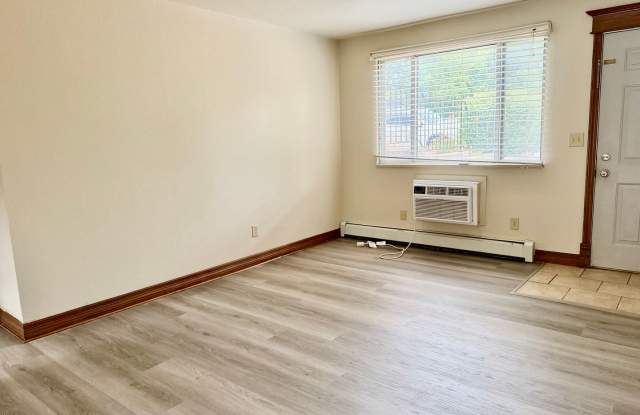 1628 Azalea Drive #4 Gallery 3