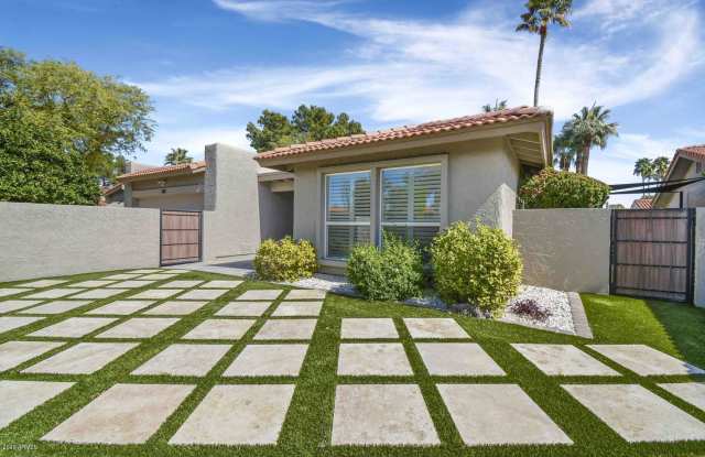 7811 N Via Del Mundo -- - 7811 North via Del Mundo, Scottsdale, AZ 85258