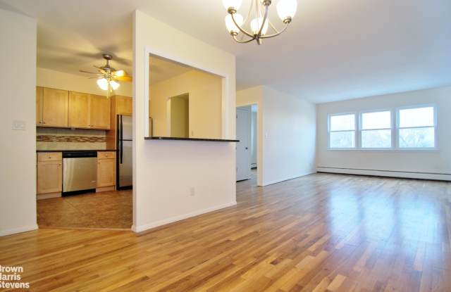 136 TERRACE PL - 136 Terrace Place, Brooklyn, NY 11218