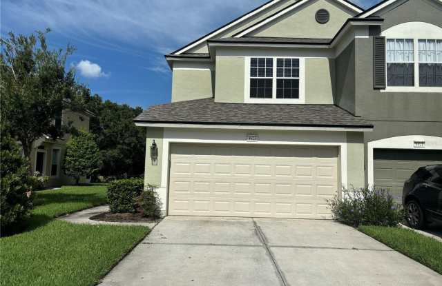 MOVE-IN READY TOWNHOUSE photos photos