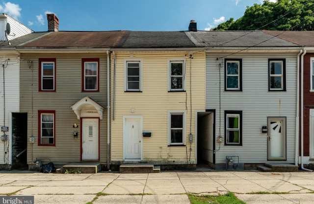 1026 Orchard Street - 1 photos photos