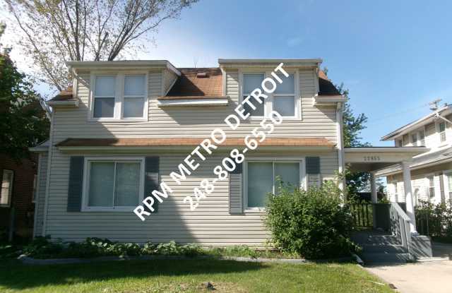 DON'T WAIT - Start the New Year with Move In Savings. - 22855 Melrose Avenue, Eastpointe, MI 48021