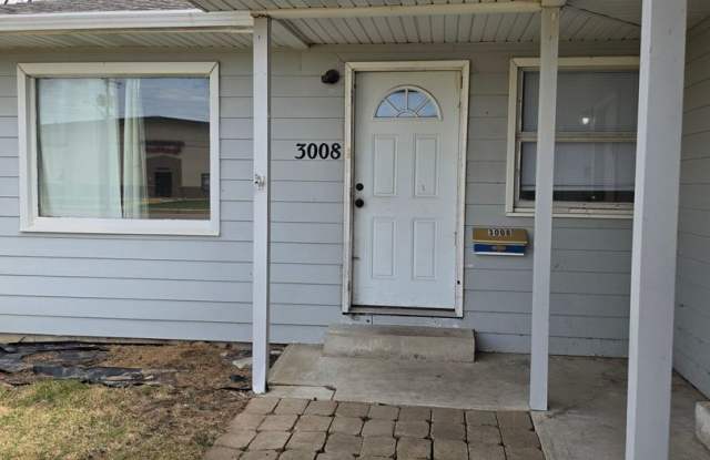 Beautiful 2-Bedroom Duplex Available! photos photos Beautiful 2-Bedroom Duplex Available! photos photos
