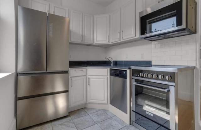 1082 Commonwealth Ave. - 1082 Commonwealth Avenue, Boston, MA 02215