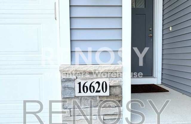 16620 Oakwood Dr Gallery 2