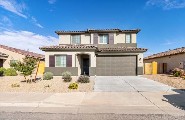 Big Space, Big Backyard, Big Move in special! photos photos Big Space, Big Backyard, Big Move in special! photos photos