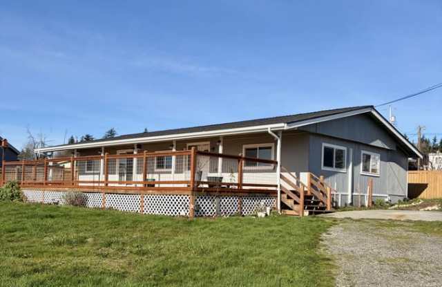 8449 Moonlight Way - 8449 Moonlight Way, Birch Bay, WA 98230